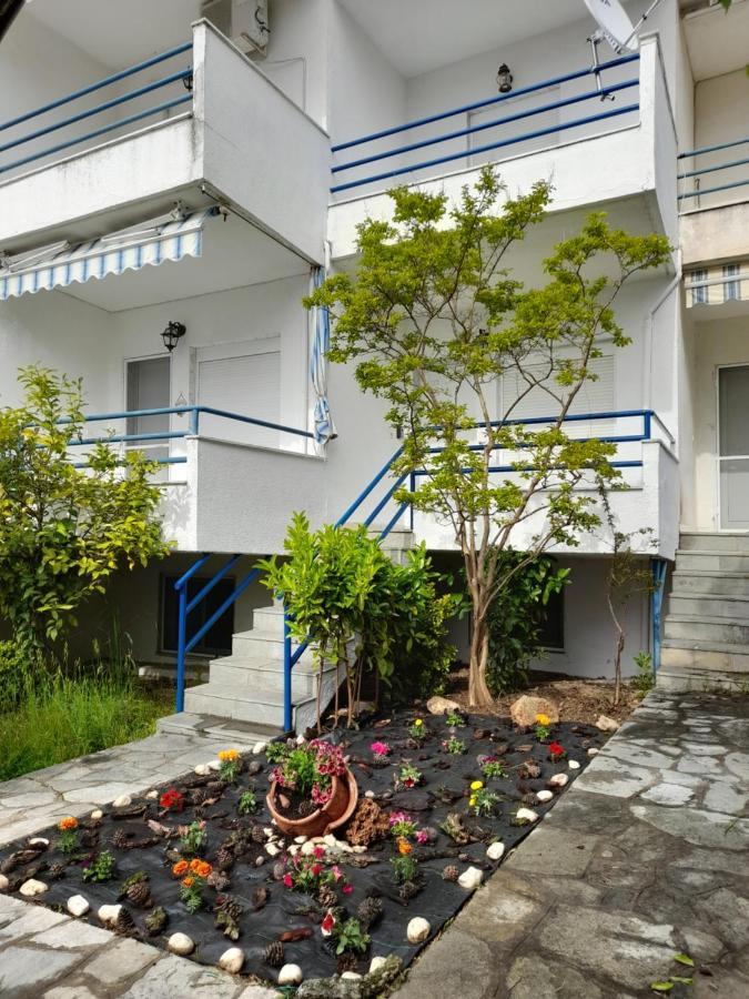 Maisonette Basilissa Nea Poteidaia Exterior foto