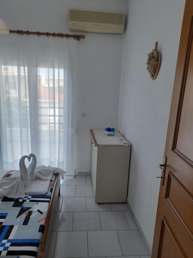 Maisonette Basilissa Nea Poteidaia Exterior foto